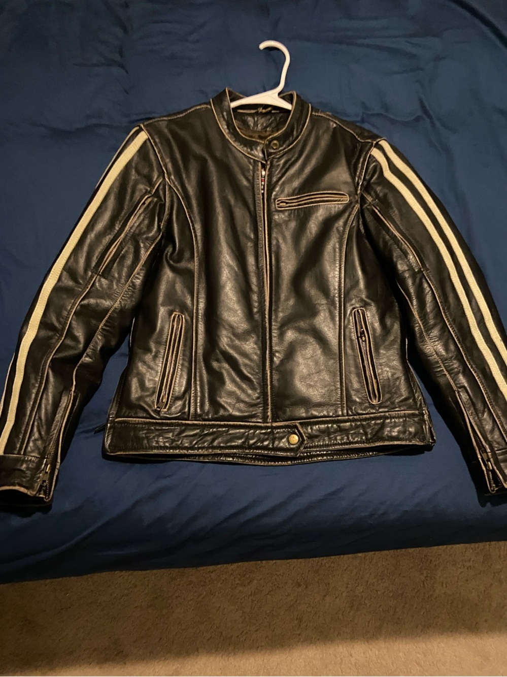 Dame Vintage Black Leather Women's Motorcycle Jacket with White Sleeve Stripes